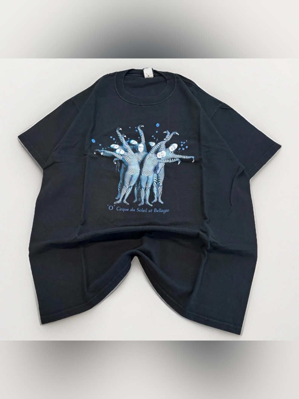 Vintage Cirque de Soleil T-Shirt ‘O’ at Bellagio Size Large Las Vegas Tee Circus